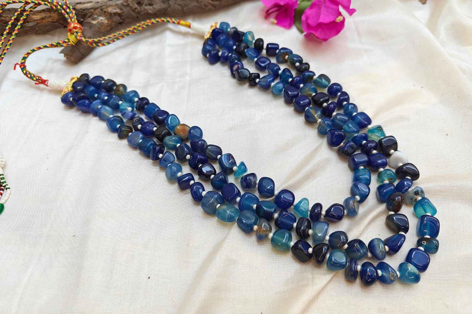 Bead Mala Lapis Lazuli Royalty – Dark Blue Natural Stone multicolored bead necklace showcasing elegance and luxury.