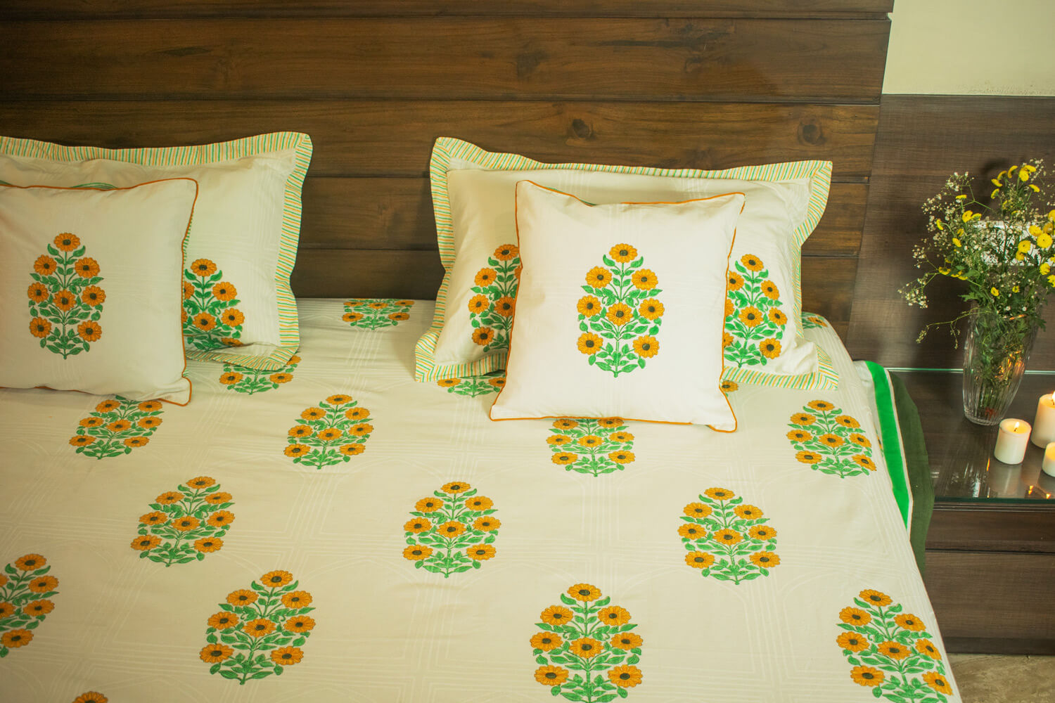 Surajmukhi - Hand block printed cotton bed sheets and pillow cases | Earthan