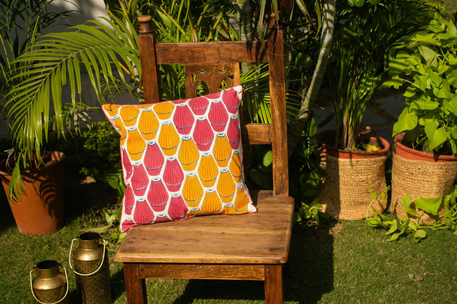 Dhwani Mrdangam - Hand block printed cotton cushion cover | Earthan