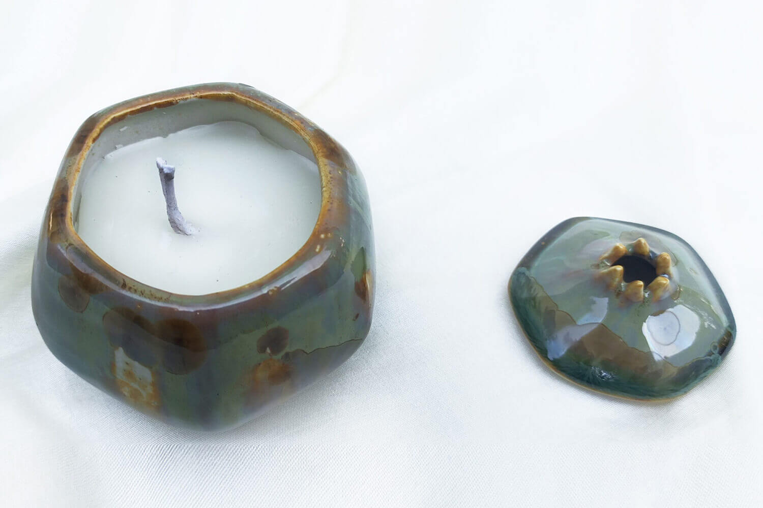 Aroma Wax Candle – Tulsi Aroma | Earthan