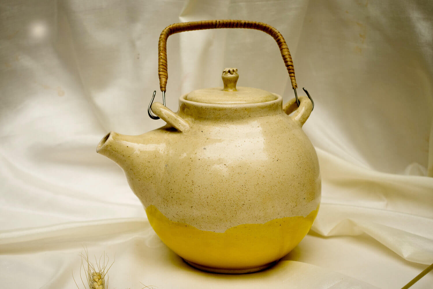 Studio Pottery Ceramic Yellow Teapot with 2 tea Cups | Earthan